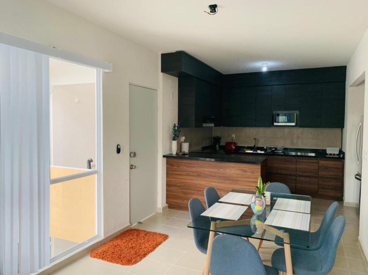Franks House Apartment "Shared House" Cancún Buitenkant foto
